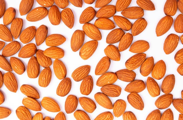 Almendras peladas